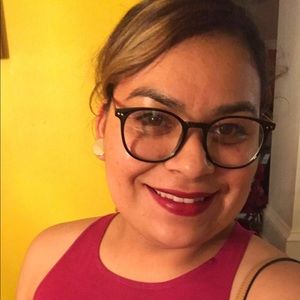 Meet your Posher, Santos